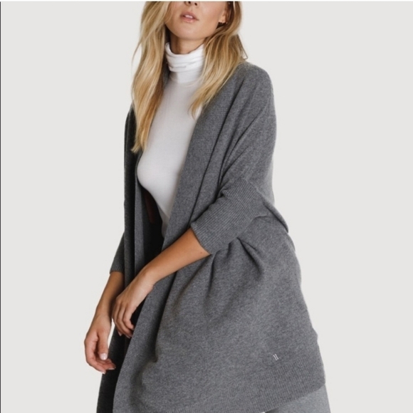 Kit and Ace Cashmere Merino Wool Gray Comforter Wrap Cardigan Sweater - Picture 3 of 7
